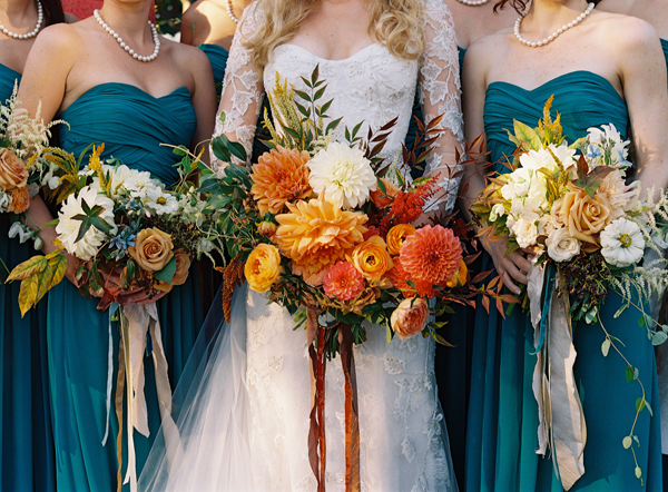 colorful-fall-inspired-wedding-bouquets
