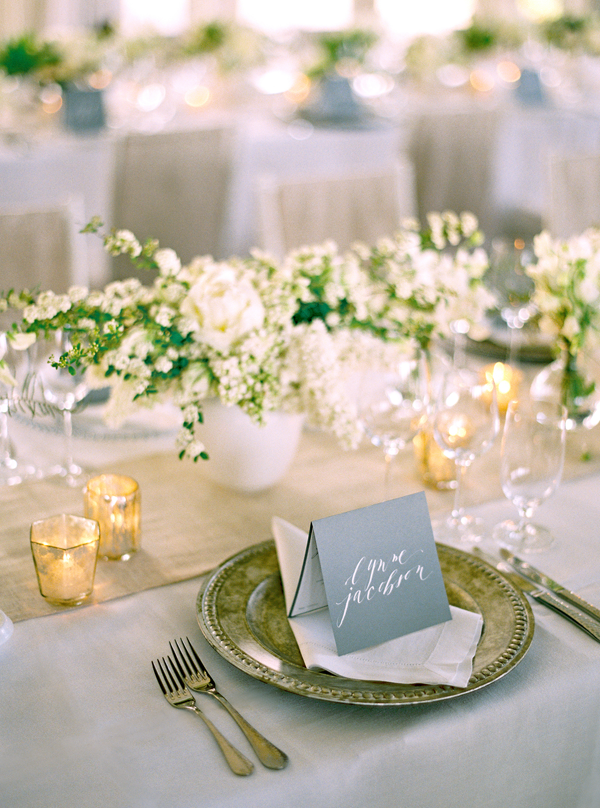 elegant-white-wedding-reception-ideas