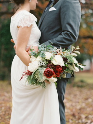 fall-wedding-bouquets