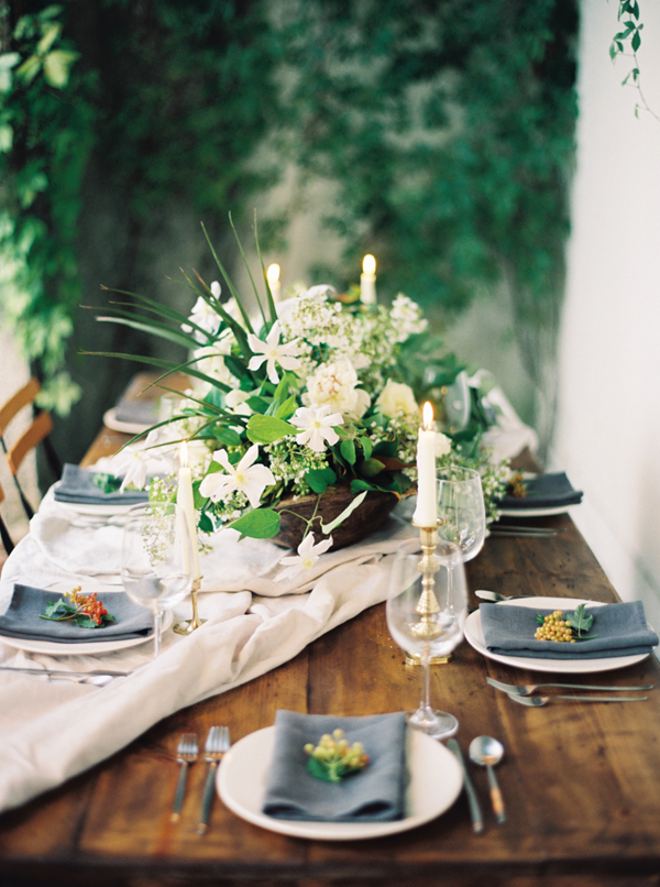 intimate-white-and-green-wedding-ideas