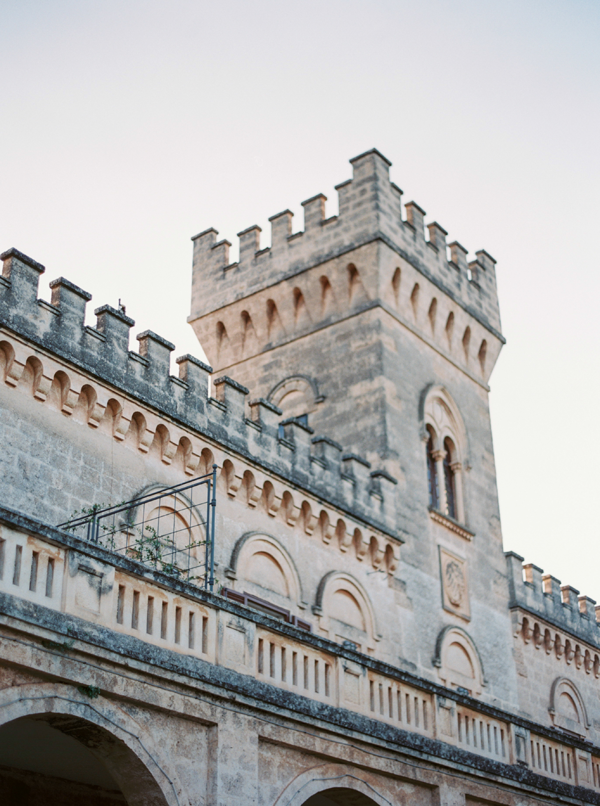 italian-castle-wedding-detail