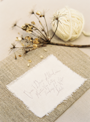 linen-handwritten-wedding-menu-ideas