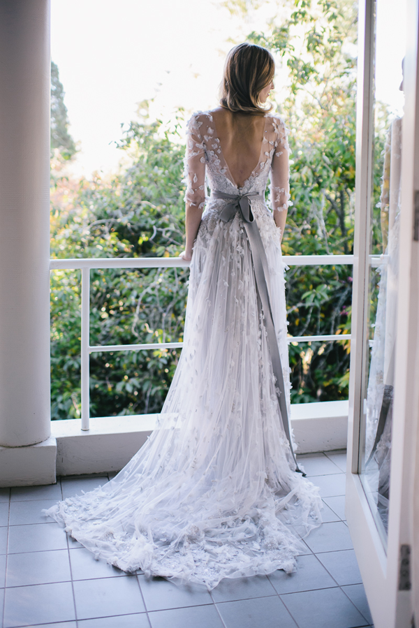 monique-lhuillier-sleeve-wedding-dress