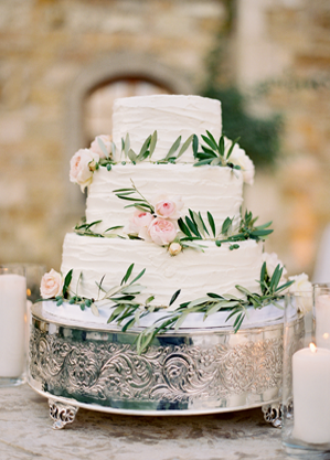 olive-branch-wedding-cake1