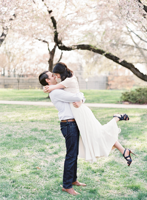 outdoor-natural-spring-engagement-session
