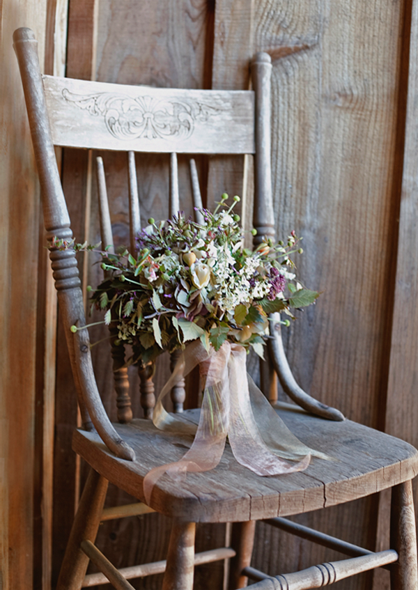 outdoor-wedding-vintage-wedding-bouquet-ideas