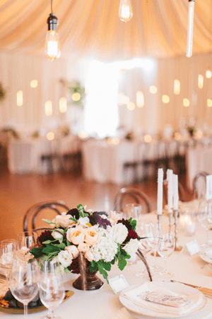 rustic-wedding-centerpiece-flowers