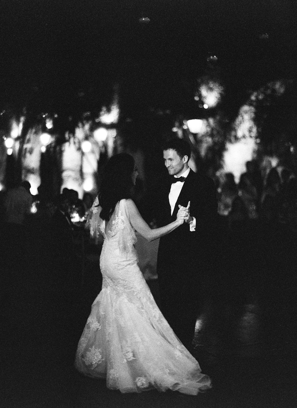 rylee-hitchner-mexico-wedding-first-dance
