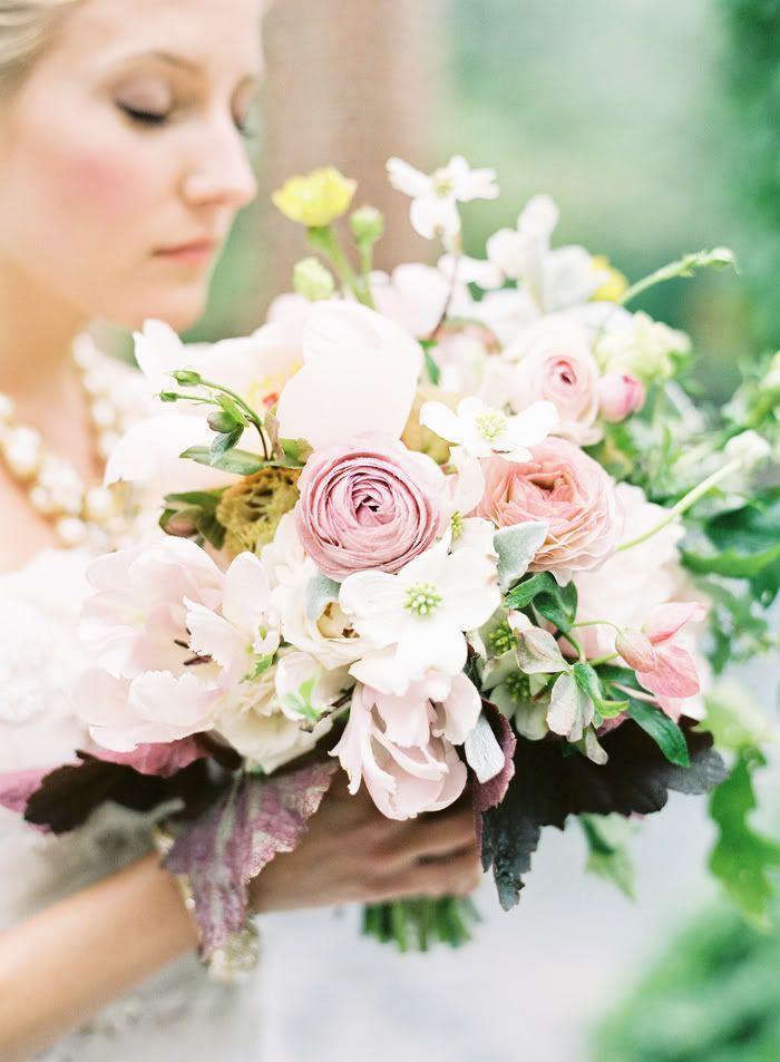 Spring Wedding Colors Pink Dogwood White Spring Wedding Bouquet Saipua