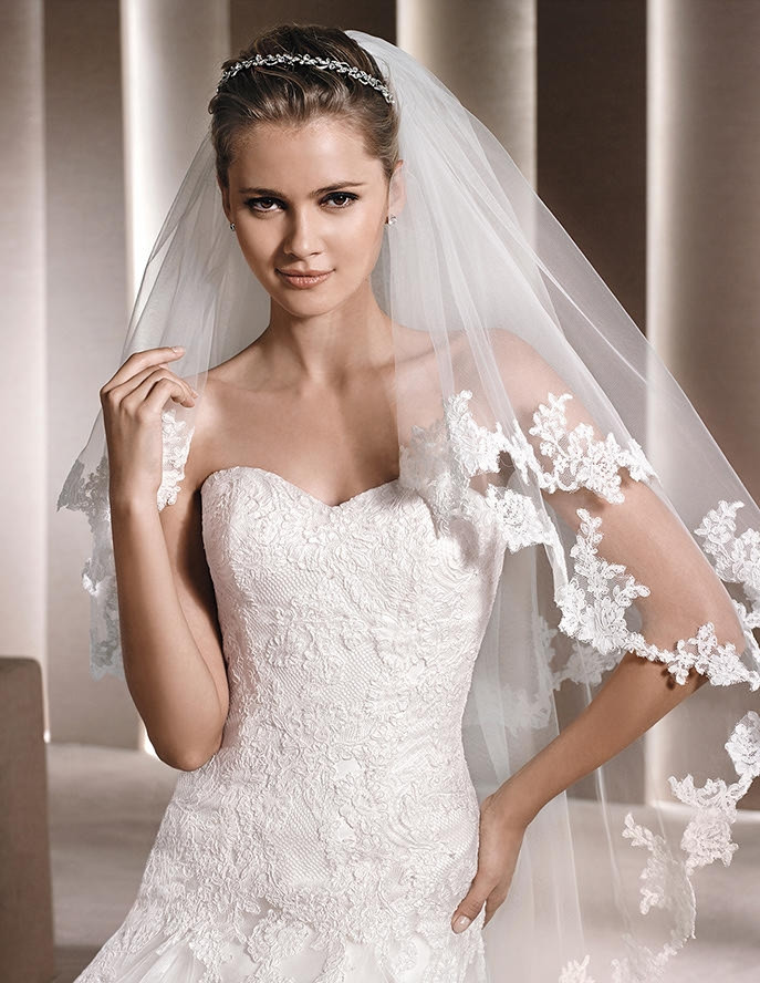 DETALLE (St. Patrick La Sposa) | PreOwned Wedding Dresses